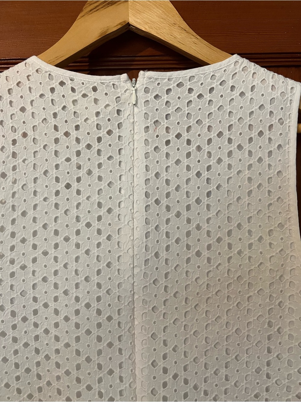 Maison Jules White Eyelet Shift Dress Medium Sleeveless Cutout Neck Dress - Picture 10 of 10
